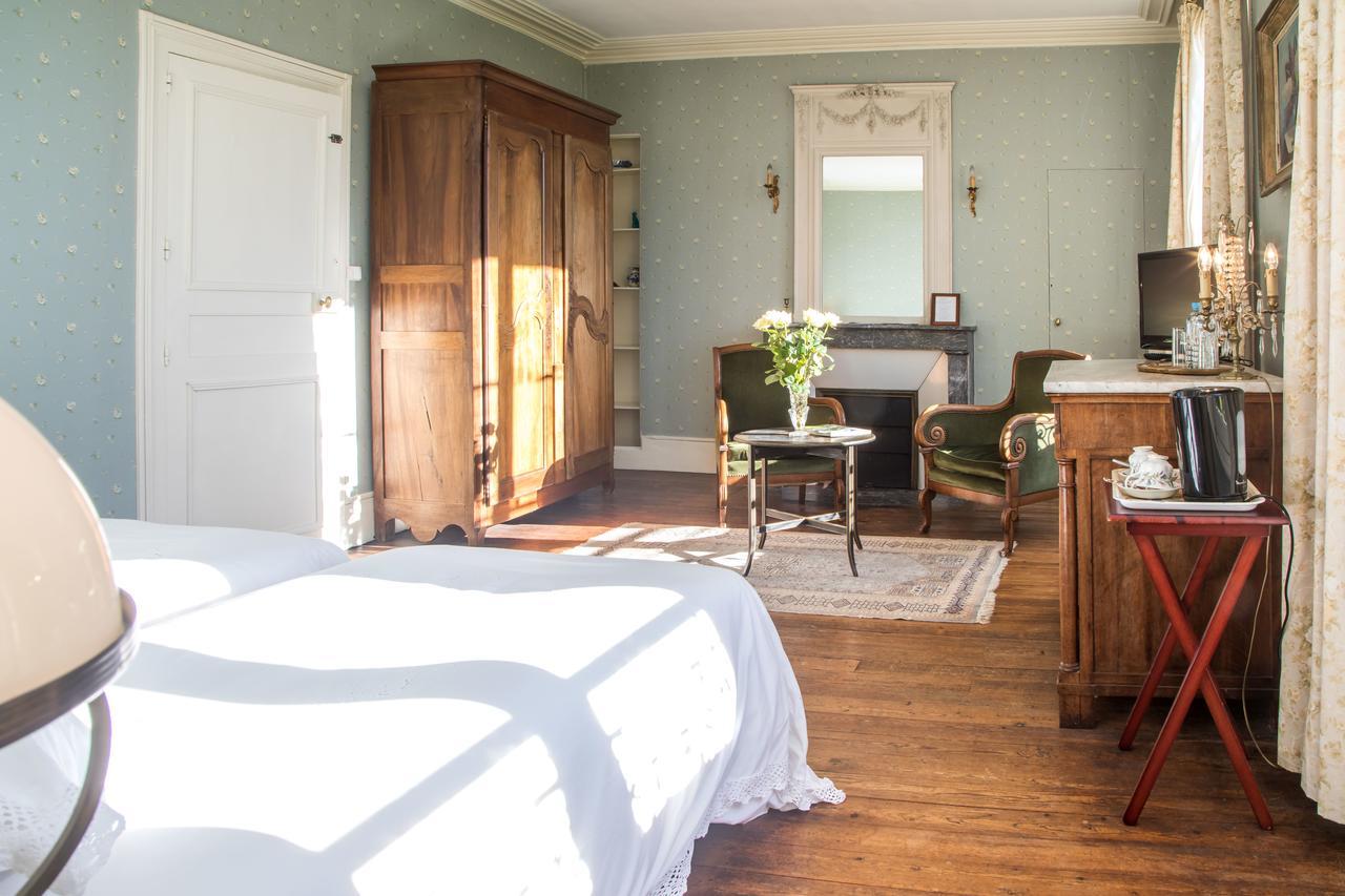 Chambres D'Hotes Chateau De La Puisaye Βερνέιγ-συρ-Αβρ Εξωτερικό φωτογραφία