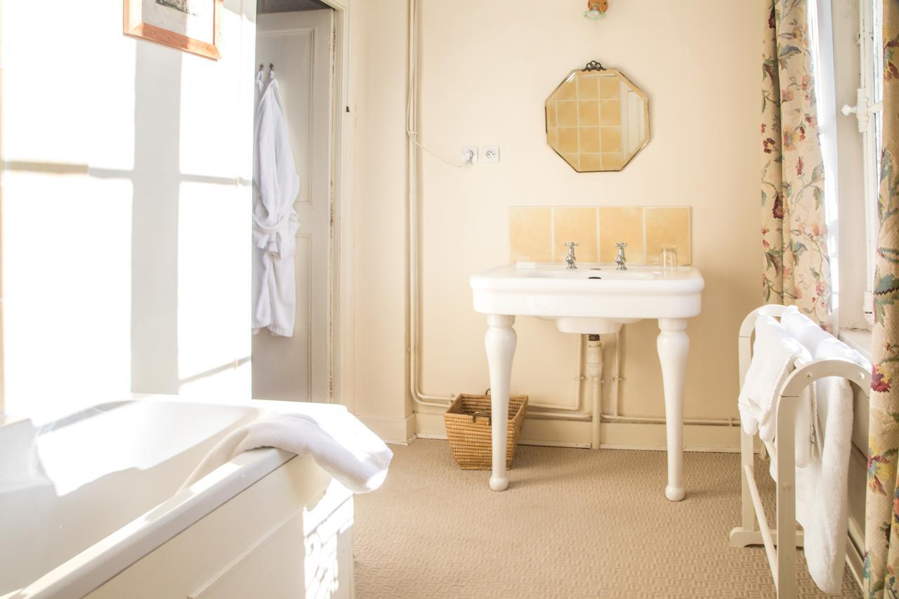 Chambres D'Hotes Chateau De La Puisaye Βερνέιγ-συρ-Αβρ Εξωτερικό φωτογραφία